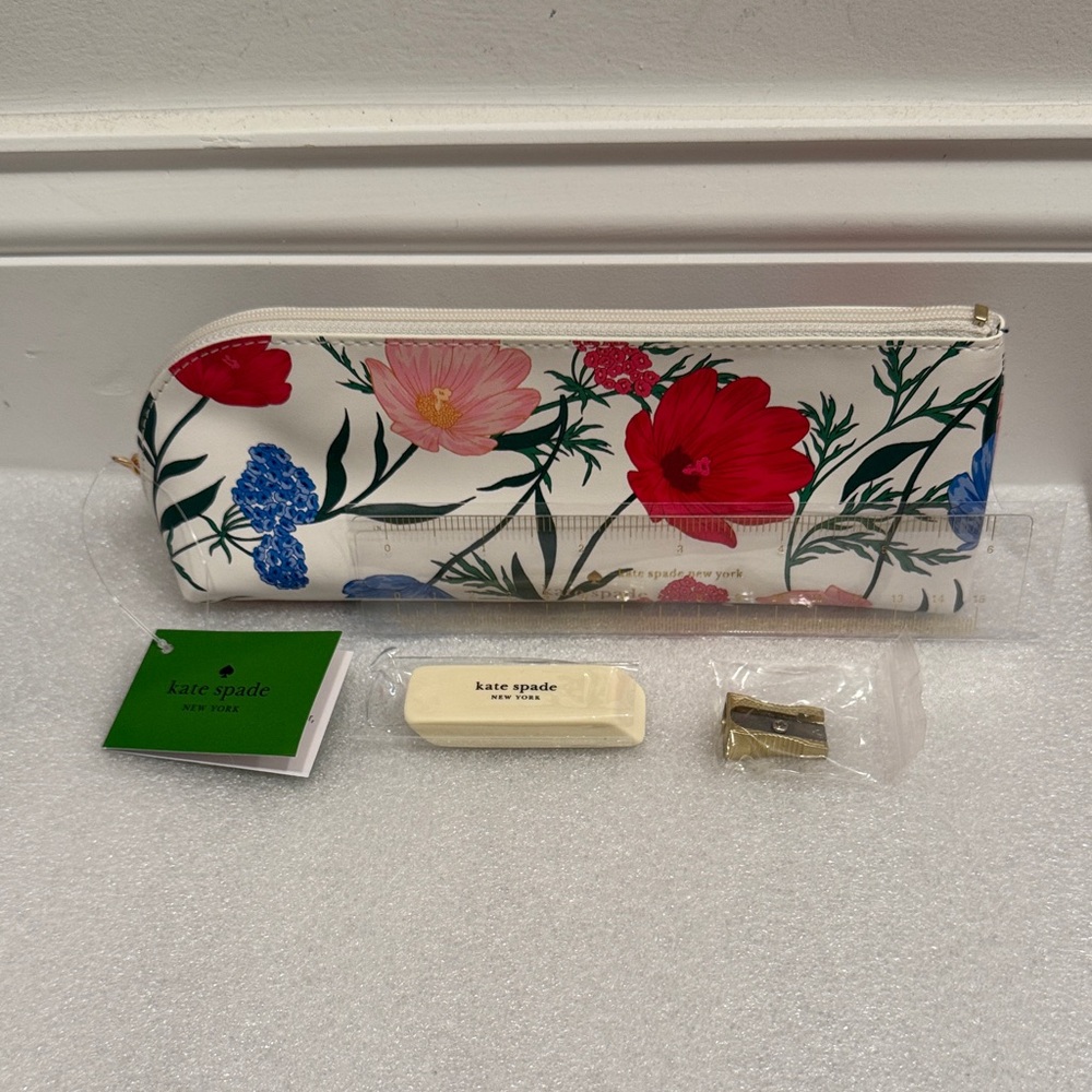 Kate Spade White Floral Pencil Pouch NWT eraser sharpener ruler - Picture 1 of 2
